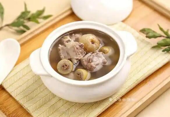 脊椎侧弯会影响心脏吗-脊柱侧弯压迫心肺怎么办、脊椎侧弯会影响心脏吗 -脊柱侧弯压迫心脏症状网